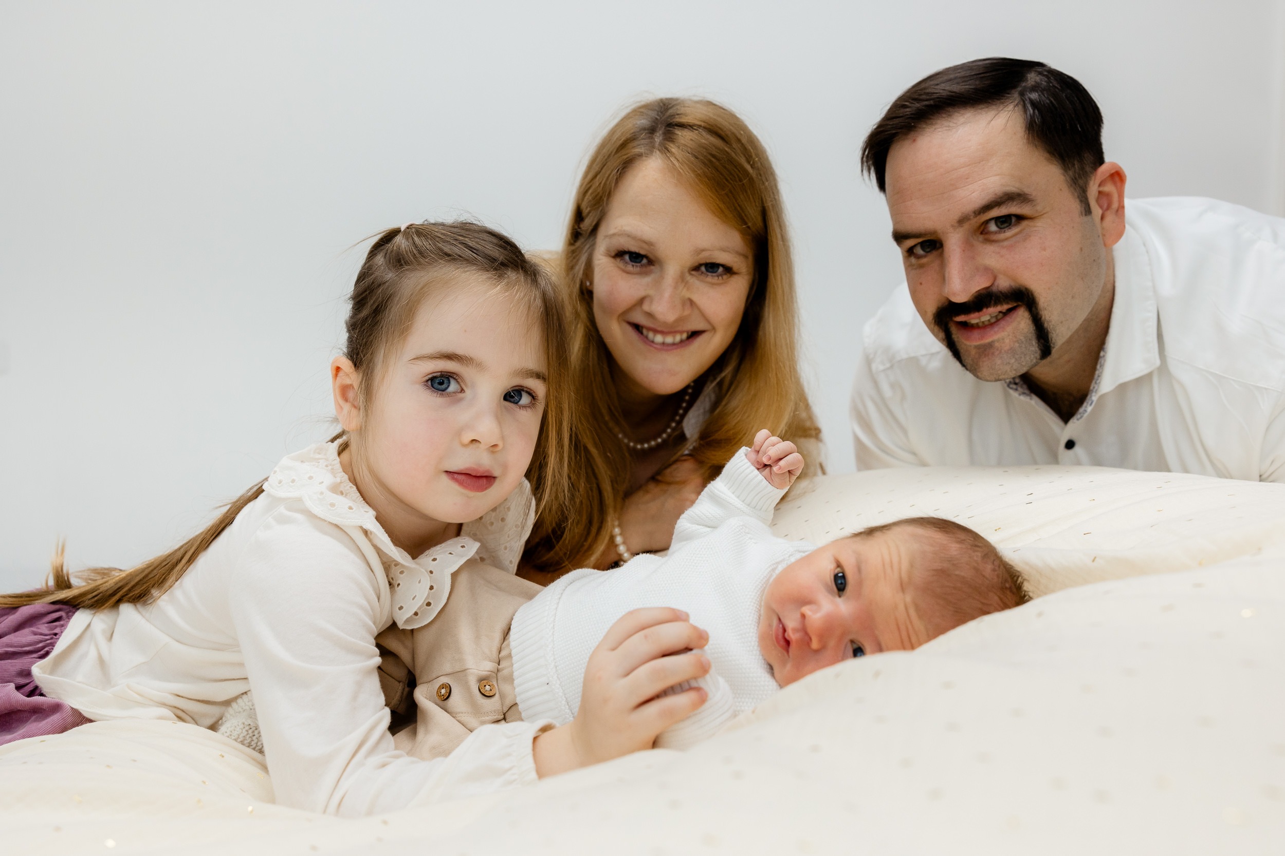 5 Tipps für entspannte Familienfotos – So entstehen natürliche und ungezwungene Aufnahmen